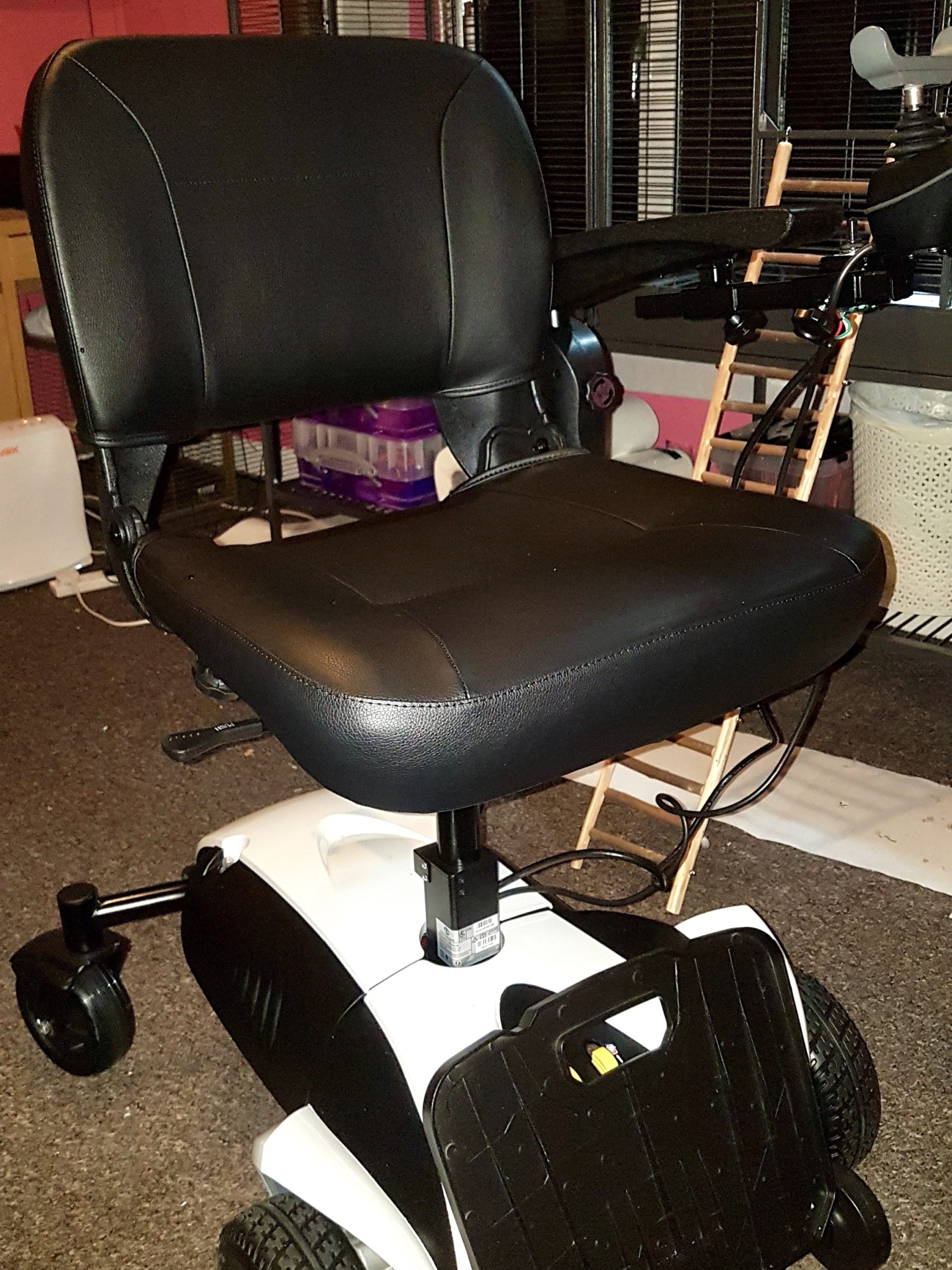 Travelux Venture – Powered Wheelchair