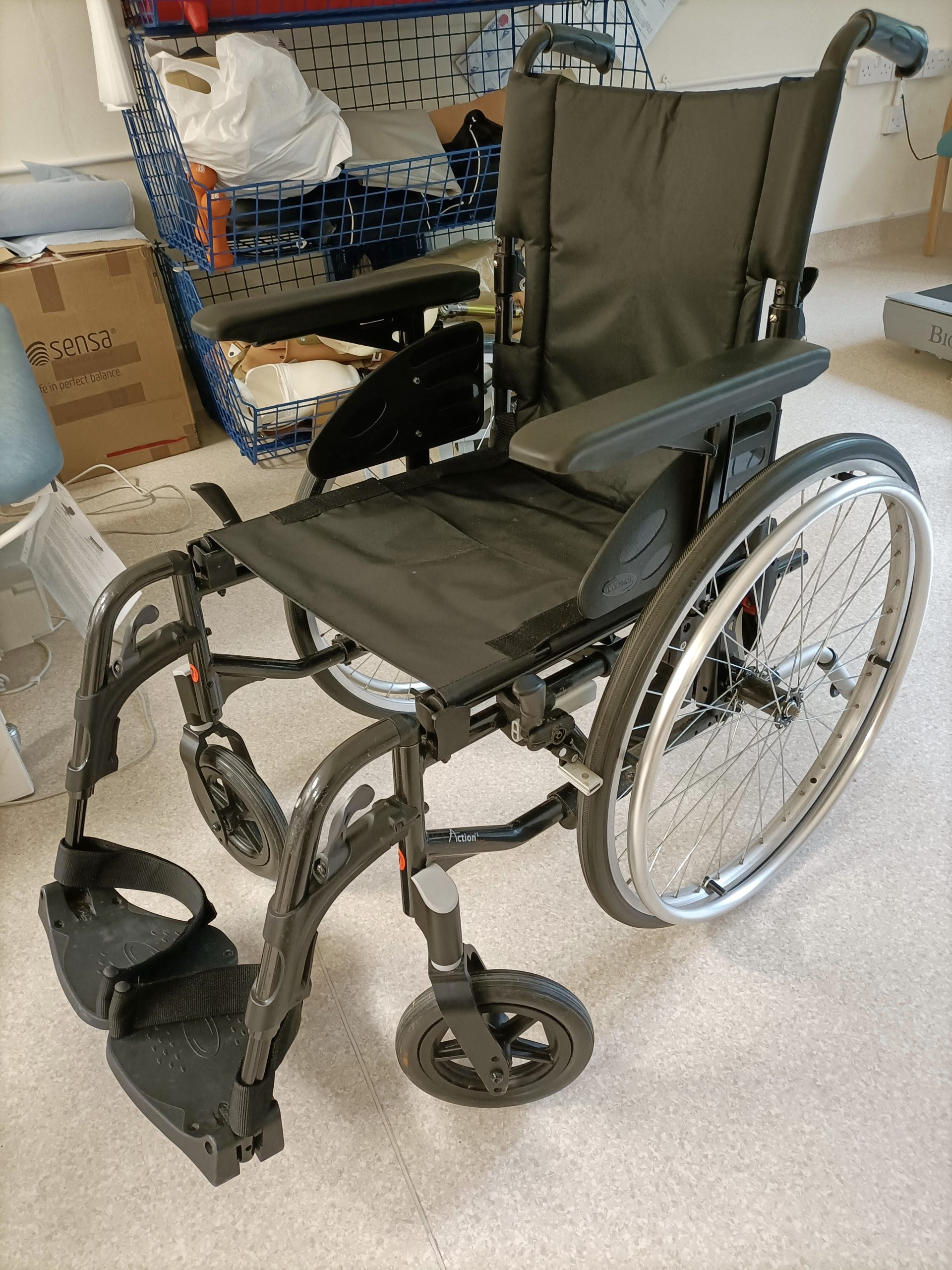 Invacare Action 2 – Manual Wheelchair
